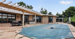 1109 NW South Shore Drive, Lake Waukomis, MO 64151