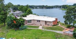 1109 NW South Shore Drive, Lake Waukomis, MO 64151