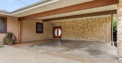 1109 NW South Shore Drive, Lake Waukomis, MO 64151