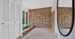 1109 NW South Shore Drive, Lake Waukomis, MO 64151