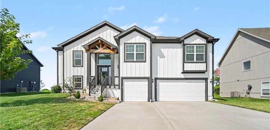 6004 NE 120th Street, Kansas City, MO 64156