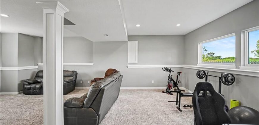 6004 NE 120th Street, Kansas City, MO 64156