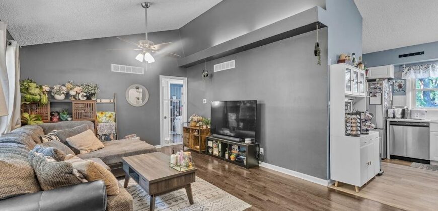 7414 Park Forest Lane, Kansas City, MO 64152