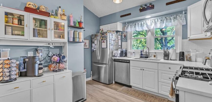 7414 Park Forest Lane, Kansas City, MO 64152