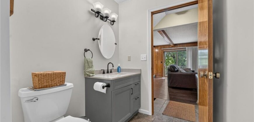 5129 NW Walden Drive, Kansas City, MO 64151