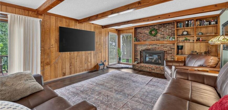 5129 NW Walden Drive, Kansas City, MO 64151