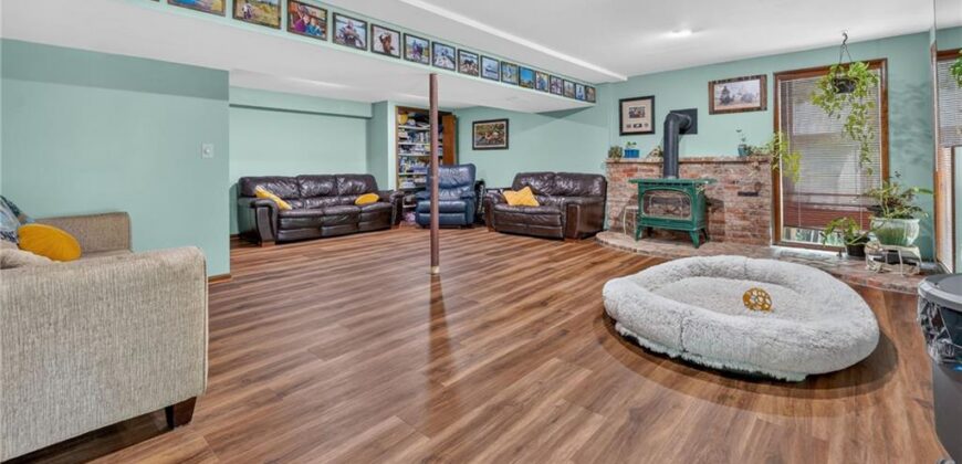 5129 NW Walden Drive, Kansas City, MO 64151
