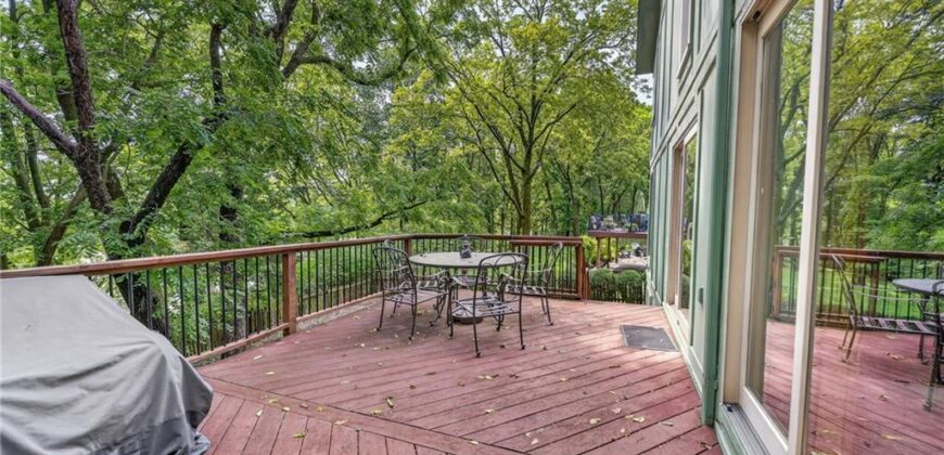 5129 NW Walden Drive, Kansas City, MO 64151