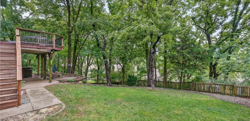 5129 NW Walden Drive, Kansas City, MO 64151