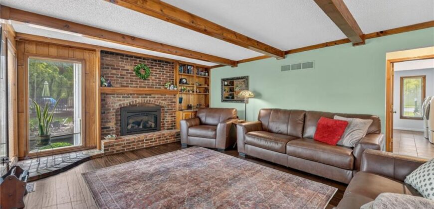 5129 NW Walden Drive, Kansas City, MO 64151