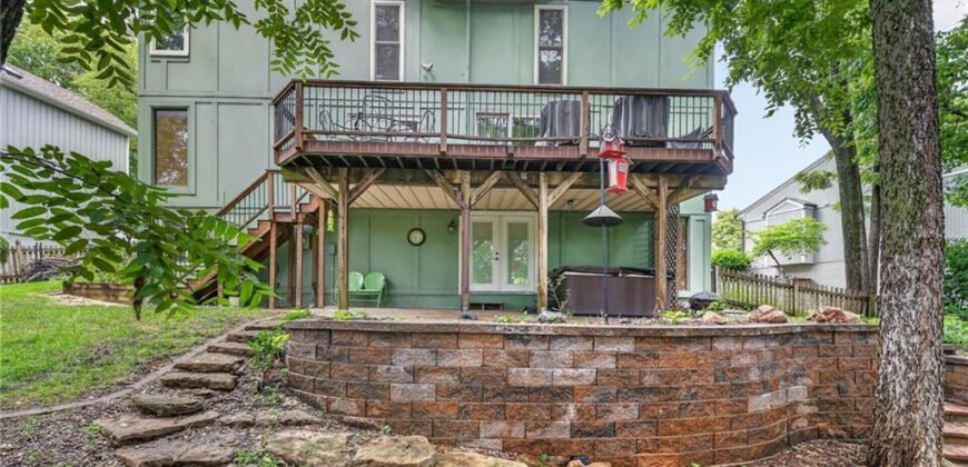 5129 NW Walden Drive, Kansas City, MO 64151