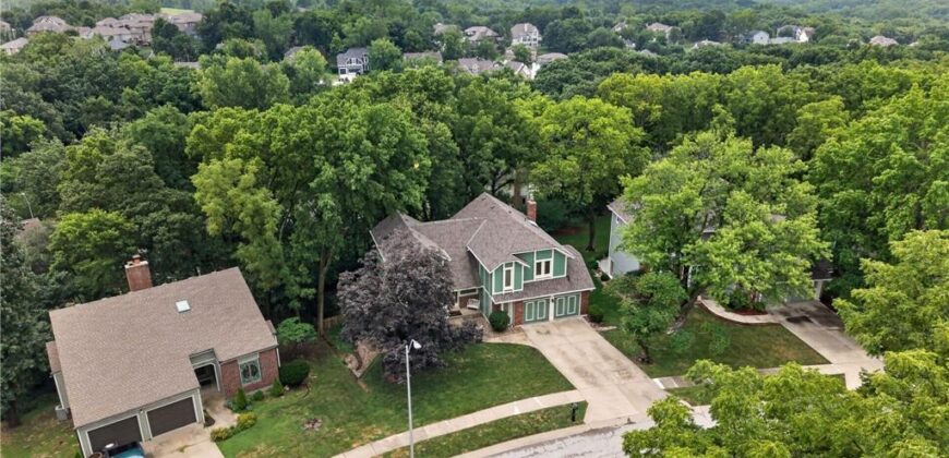 5129 NW Walden Drive, Kansas City, MO 64151