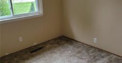 8105 N SUMMIT Street, Kansas City, MO 64118