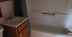 8105 N SUMMIT Street, Kansas City, MO 64118