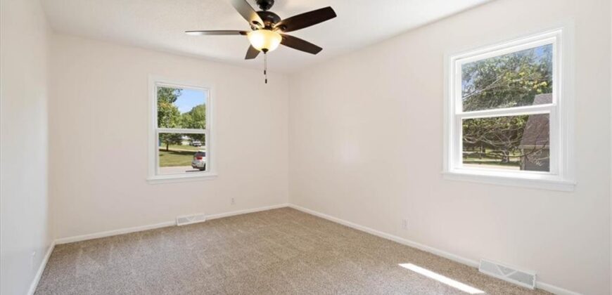 6220 N BALES Avenue, Gladstone, MO 64119
