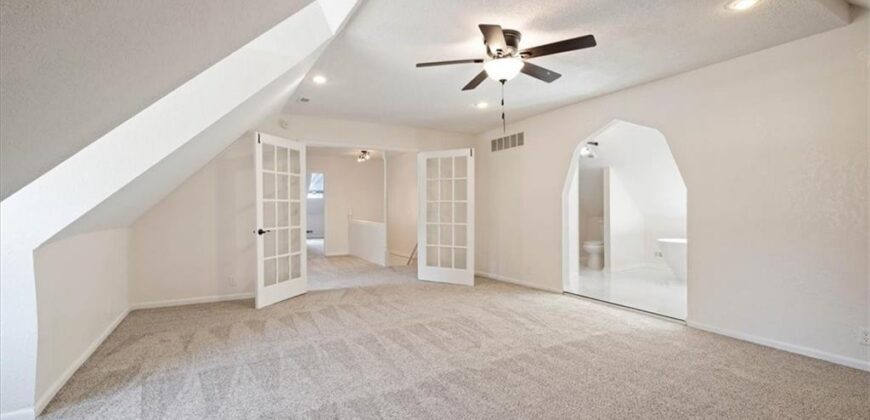 6220 N BALES Avenue, Gladstone, MO 64119