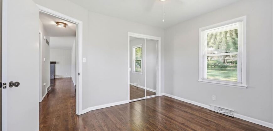 6807 N Brookside Road, Pleasant Valley, MO 64068