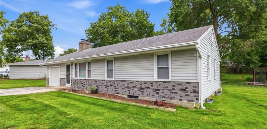 6807 N Brookside Road, Pleasant Valley, MO 64068