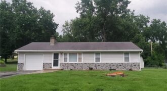 6807 N Brookside Road, Pleasant Valley, MO 64068