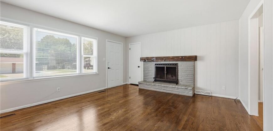 6807 N Brookside Road, Pleasant Valley, MO 64068