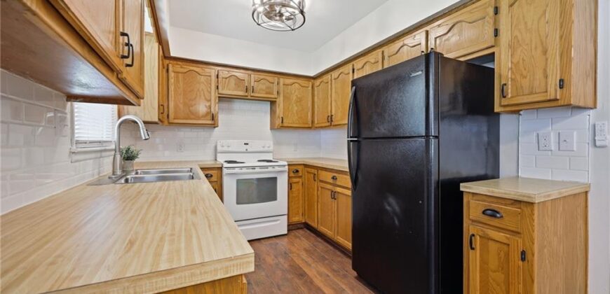 6807 N Brookside Road, Pleasant Valley, MO 64068