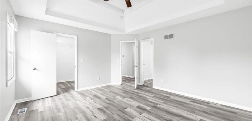 805 Black Oak Drive, Liberty, MO 64068