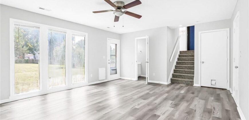 805 Black Oak Drive, Liberty, MO 64068