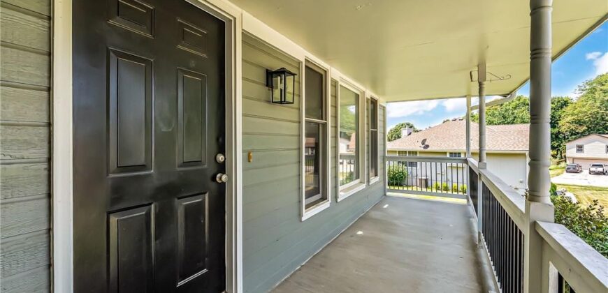 805 Black Oak Drive, Liberty, MO 64068