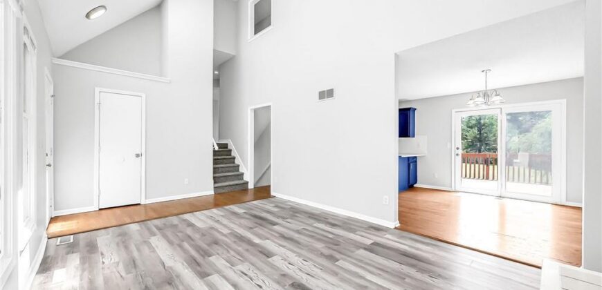 805 Black Oak Drive, Liberty, MO 64068
