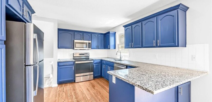 805 Black Oak Drive, Liberty, MO 64068