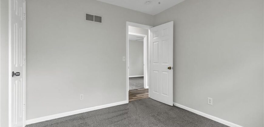 1304 NW 65th Terrace, Kansas City, MO 64118