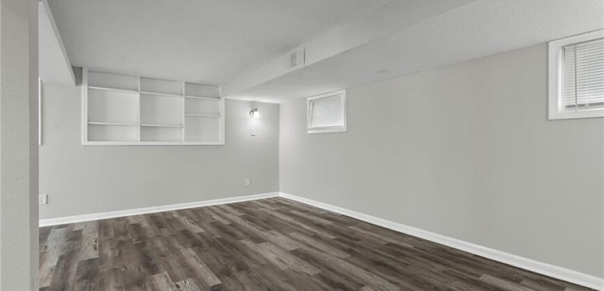 1304 NW 65th Terrace, Kansas City, MO 64118
