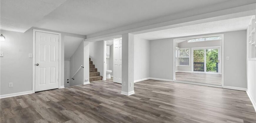 1304 NW 65th Terrace, Kansas City, MO 64118