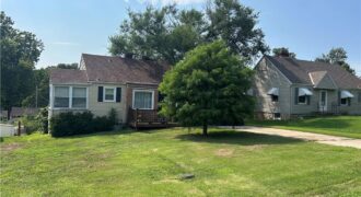 4452 N Chestnut Avenue, Kansas City, MO 64117