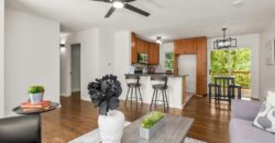 1002 S Main Street, Liberty, MO 64068