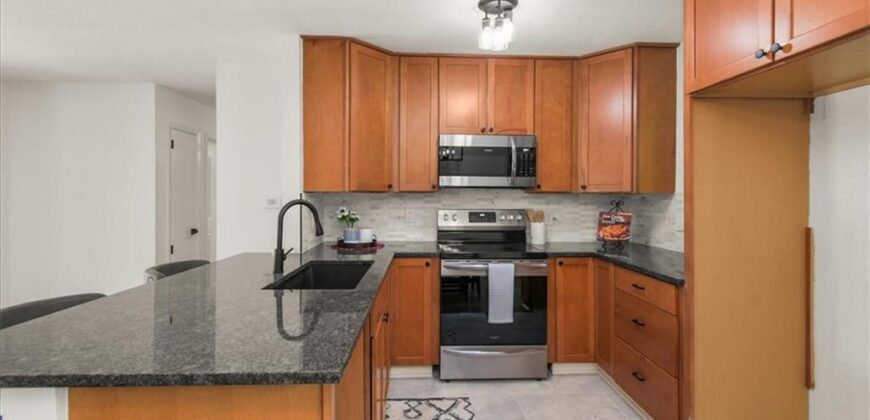 1002 S Main Street, Liberty, MO 64068
