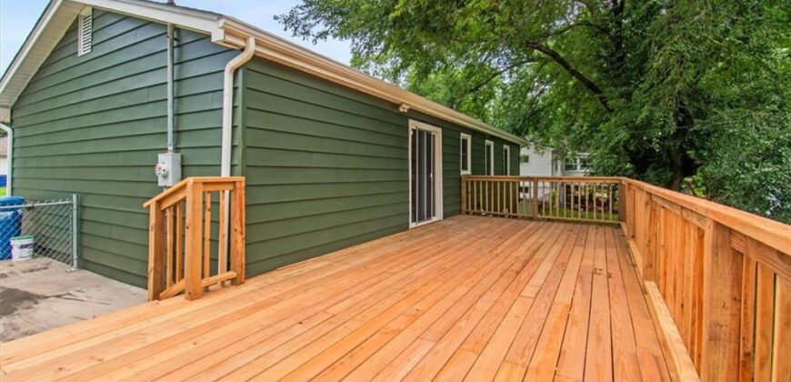 1002 S Main Street, Liberty, MO 64068