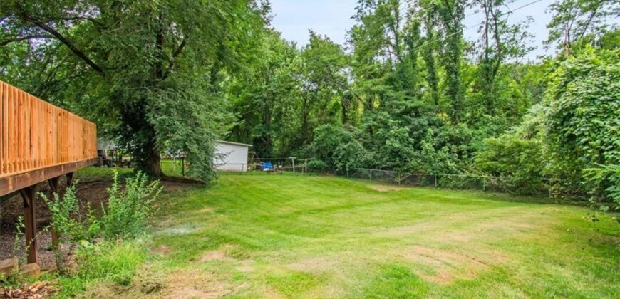 1002 S Main Street, Liberty, MO 64068