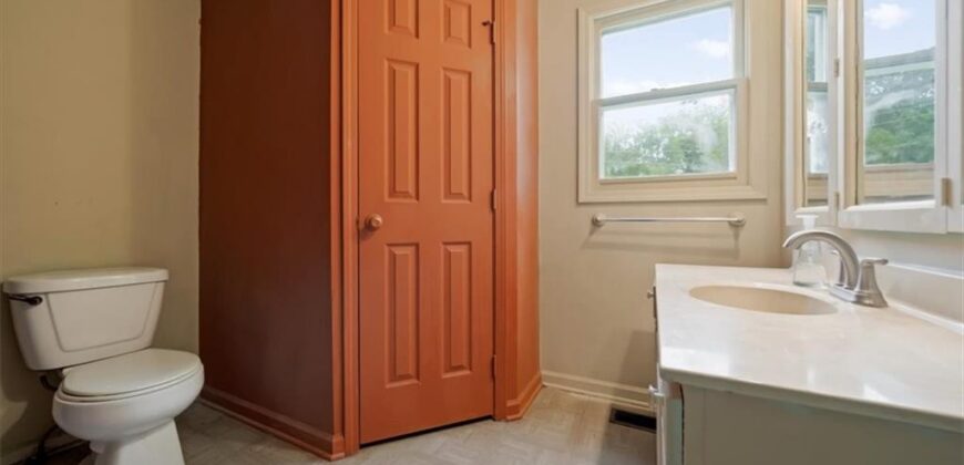 103 Ash Street, Excelsior Springs, MO 64024