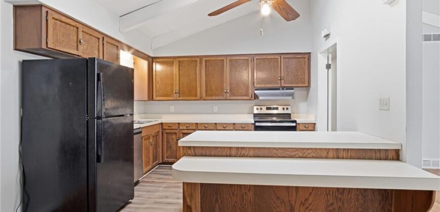 423 Monterey Avenue, Liberty, MO 64068