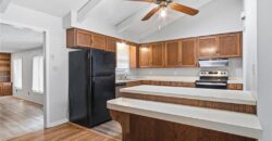 423 Monterey Avenue, Liberty, MO 64068