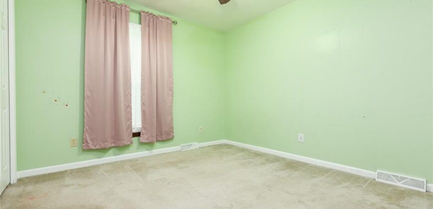 7914 N Garfield Avenue, Kansas City, MO 64118