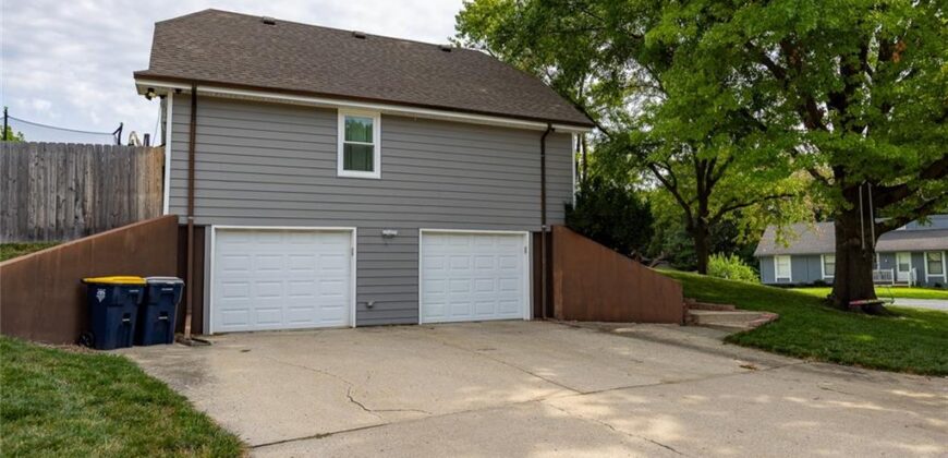 7914 N Garfield Avenue, Kansas City, MO 64118