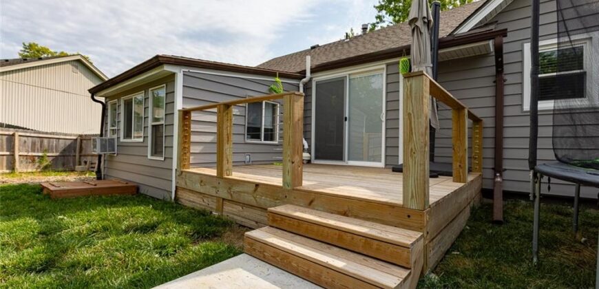 7914 N Garfield Avenue, Kansas City, MO 64118