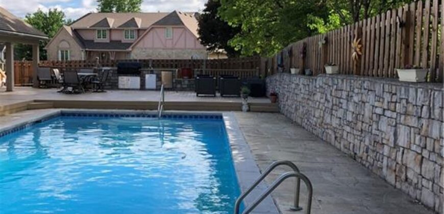 7000 N Agnes Street, Gladstone, MO 64119
