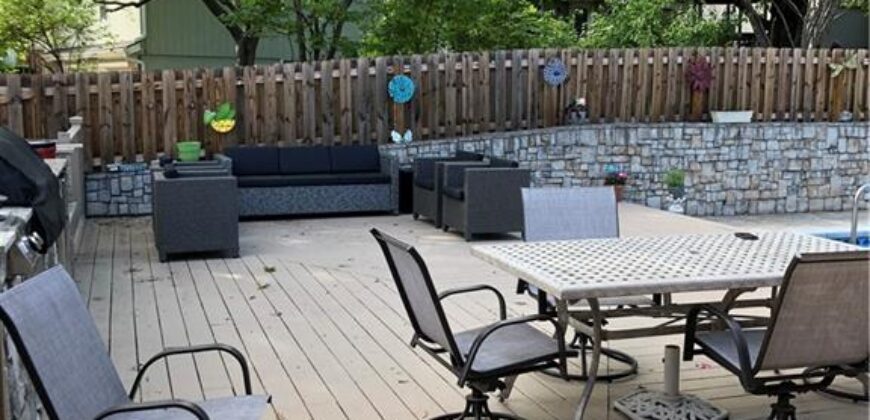 7000 N Agnes Street, Gladstone, MO 64119