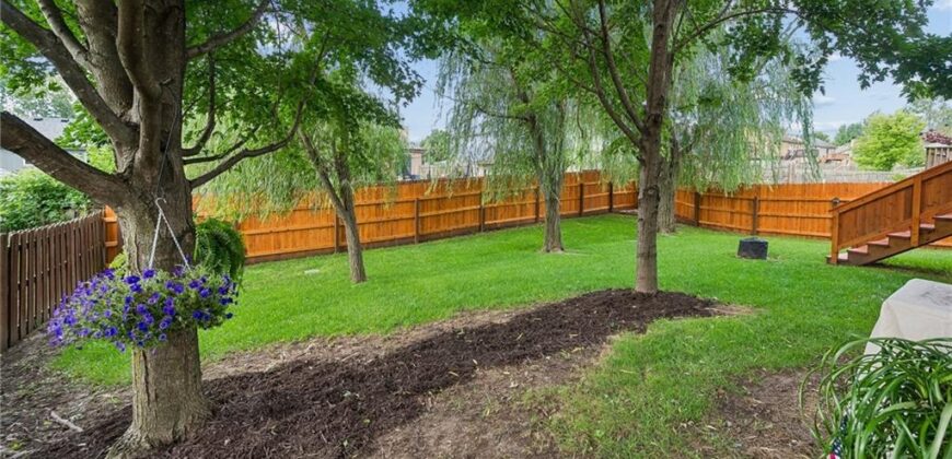 8715 NE 116th Street, Kansas City, MO 64157