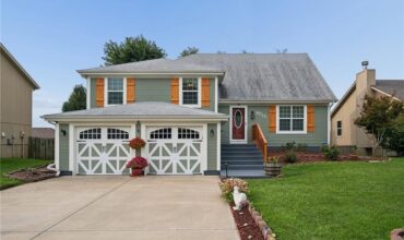 8715 NE 116th Street, Kansas City, MO 64157