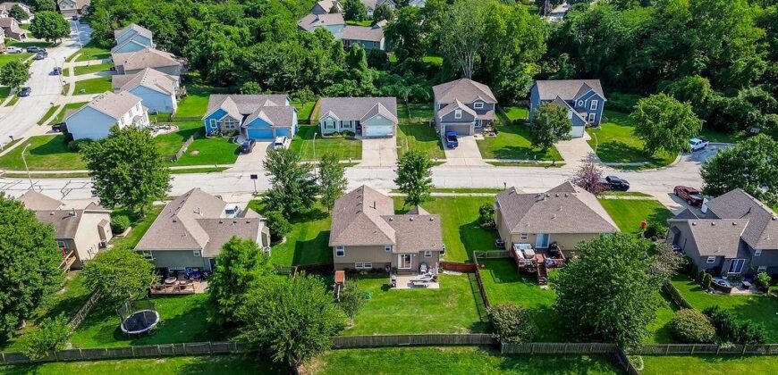 8116 NE 109TH Lane, Kansas City, MO 64157