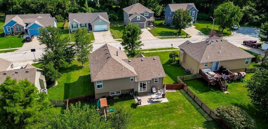 8116 NE 109TH Lane, Kansas City, MO 64157